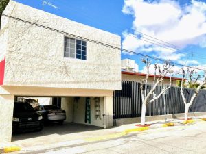 Galería de imágenes de departamento en planta alta, localizado en fraccionamiento "Los Nogales" de Ciudad Juárez